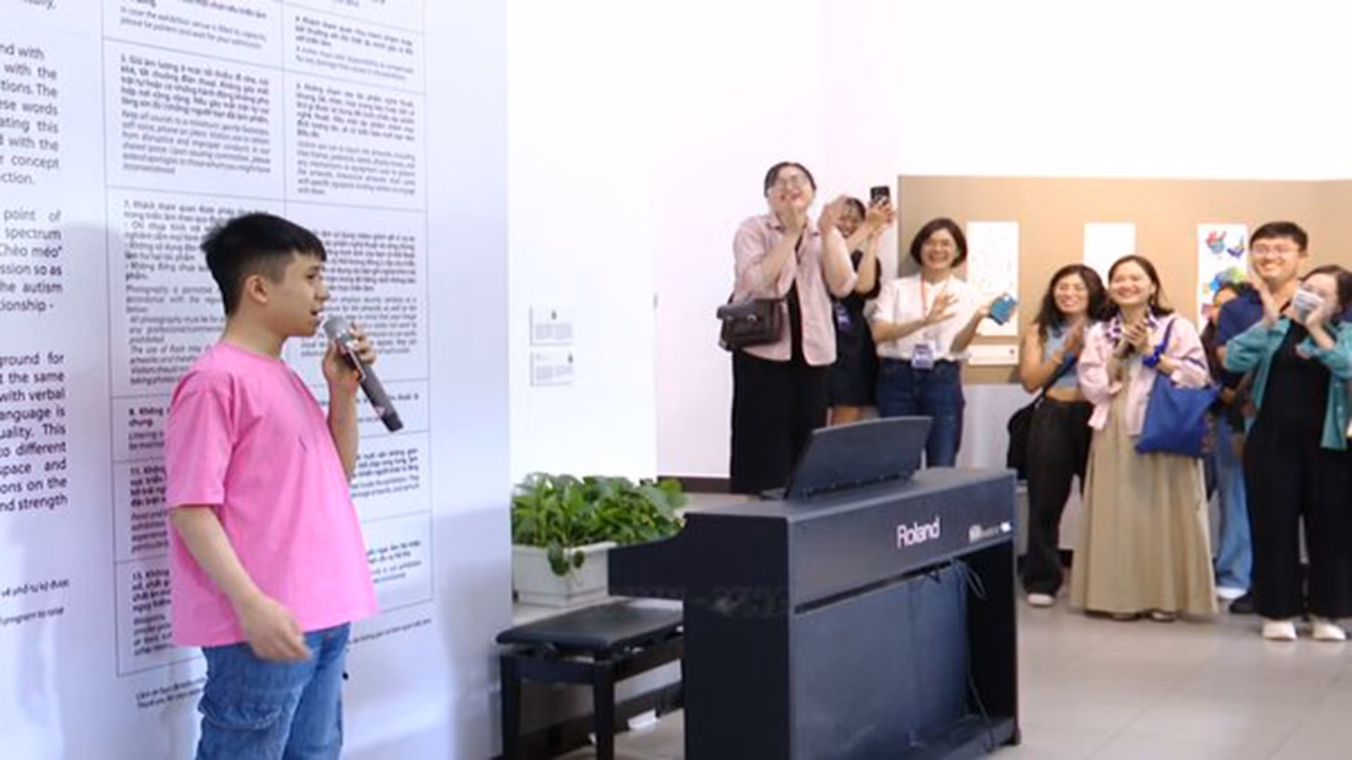 Nghệ thuật 'chữa lành' cho trẻ tự kỷ