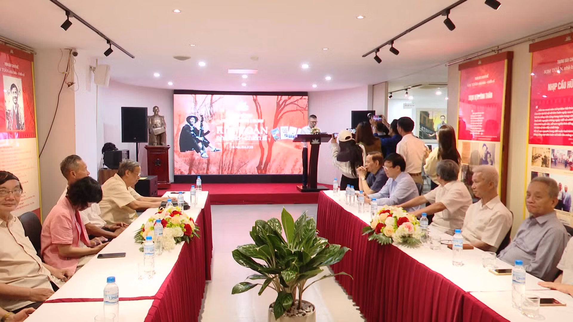 Ra mắt phim tài liệu 'Kim Toàn - nhà báo, chiến sĩ'