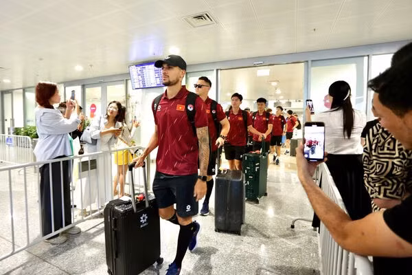 ASEAN Cup 2026: Đội tuyển Việt Nam về nước, gấp rút chuẩn bị bán kết lượt về gặp Malaysia