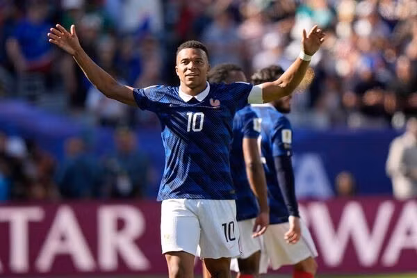 Lăn cùng trái bóng Trionda 14/7: Mbappe sẵn sàng cho trận bán kết với Tây Ban Nha