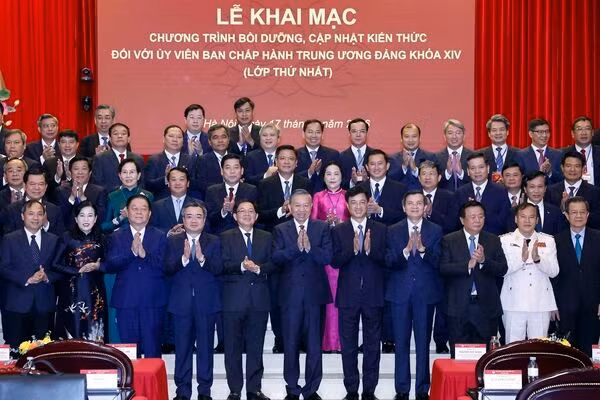Học Bác mỗi ngày: 'Công việc gốc của Đảng'