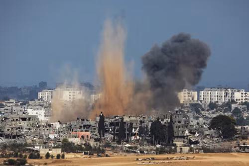 Phóng viên nước ngoài đầu tiên thiệt mạng tại Gaza ảnh 1
