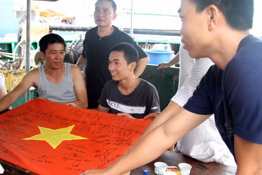 Ký ức Hoàng Sa -Bài 3: Tinh thần kiểm ngư viên ảnh 1