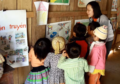 Lớp học đặc biệt trên đỉnh núi Cha ảnh 2