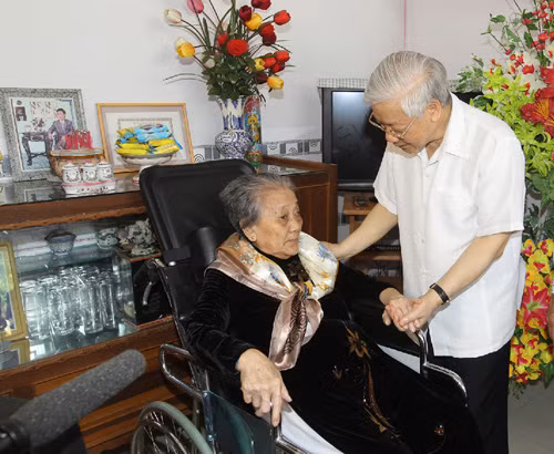 Cần Thơ cần quan tâm phát triển nguồn nhân lực trình độ cao ảnh 1
