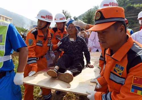 Vân Nam, Trung Quốc tiếp tục xảy ra động đất ảnh 1
