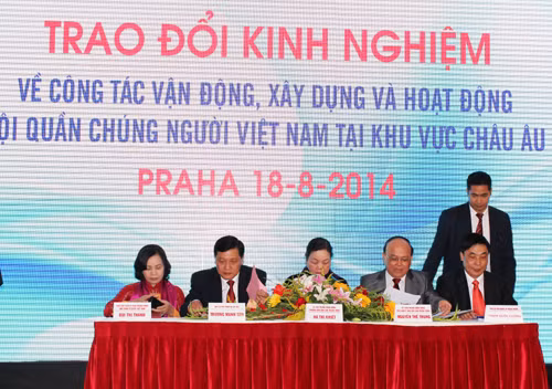 Tọa đàm về dân vận ở 14 nước châu Âu: Thiết thực và bổ ích ảnh 1