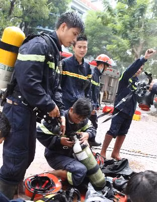 Hỏa hoạn tại tầng hầm tòa nhà Ngân hàng Nhà nước ảnh 2