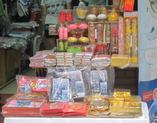 Nhộn nhịp lễ Vu Lan ảnh 9