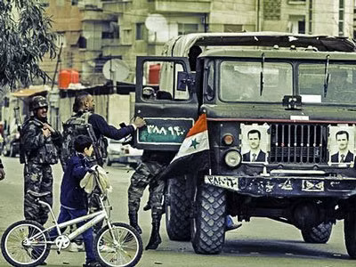 Cận cảnh kho vũ khí 'khủng' của Syria ảnh 14