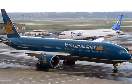 Vietnam Airlines hủy thêm 38 chuyến bay do bão ảnh 1