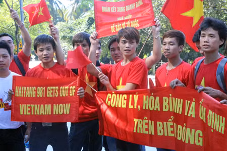 Biểu tình tại Malaysia yêu cầu Trung Quốc tuân thủ luật pháp ảnh 1