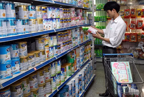 “Ghìm cương” giá sữa ảnh 1
