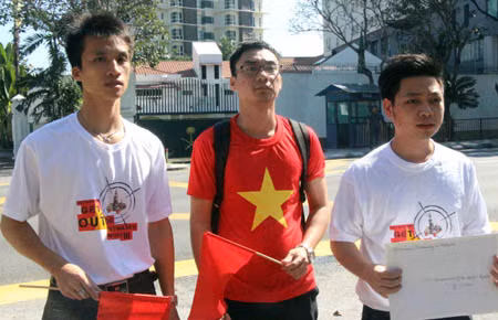 Biểu tình tại Malaysia yêu cầu Trung Quốc tuân thủ luật pháp ảnh 2
