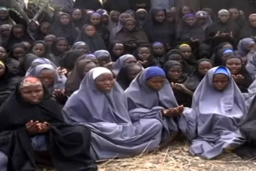 Vụ bắt cóc 200 nữ sinh năm 2014: Nigeria phạt tù đối tượng đầu tiên ảnh 1