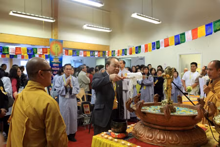 Người Việt tại Anh mừng lễ Phật Đản ảnh 4