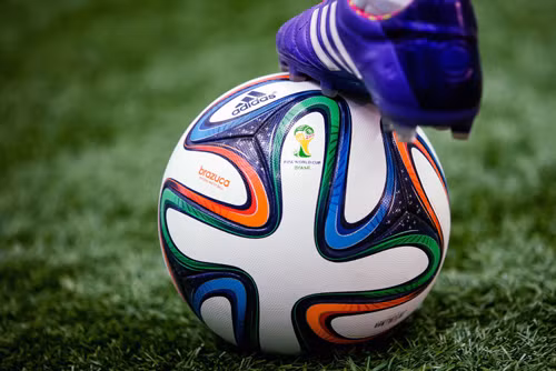 World Cup 2014: 'Giải phẫu' trái bóng Brazuca ảnh 2