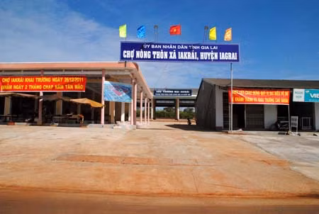 Gia Lai: Người nông dân bỏ tiền tỷ để xây dựng chợ nông thôn ảnh 1