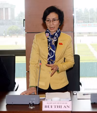 Đổi mới thực chất chương trình, sách giáo khoa ảnh 1