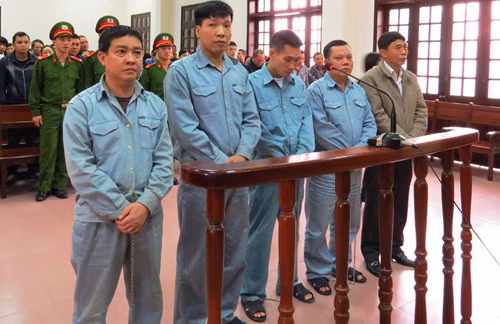 5 cán bộ thanh tra giao thông lĩnh án ảnh 1