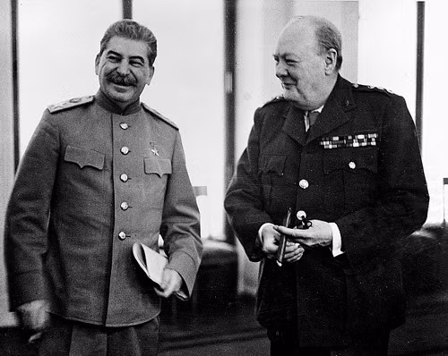 Winston Churchill từng đề nghị thả bom hạt nhân vào Liên Xô ảnh 1