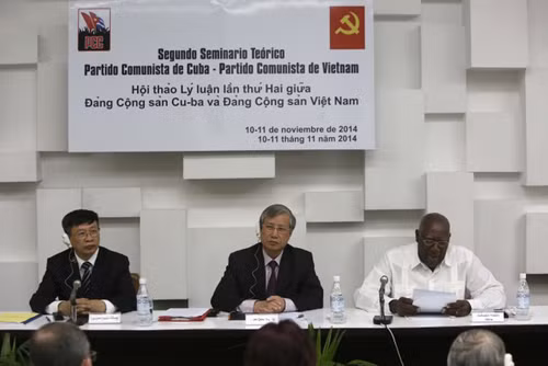 Hội thảo lý luận giữa hai Đảng Cộng sản Việt Nam và Cuba ảnh 1