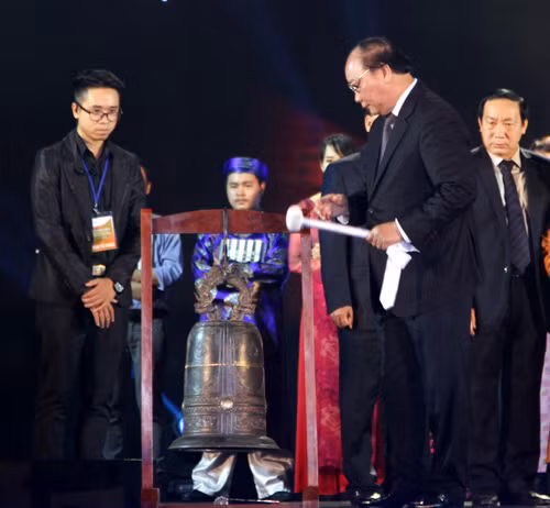 Tưởng nhớ người đi, vì người ở lại ảnh 1