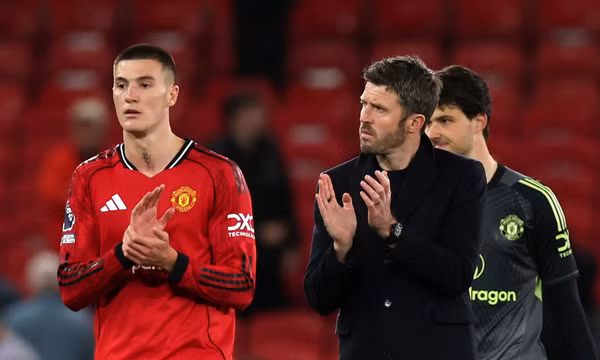 Chelsea - MU: Thử thách quan trọng đối với Carrick