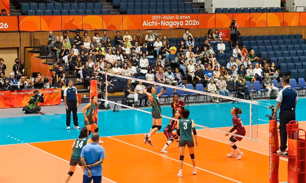 Bóng chuyền nữ Việt Nam khởi đầu thuận lợi tại ASIAD 20. Ảnh: TTXVN