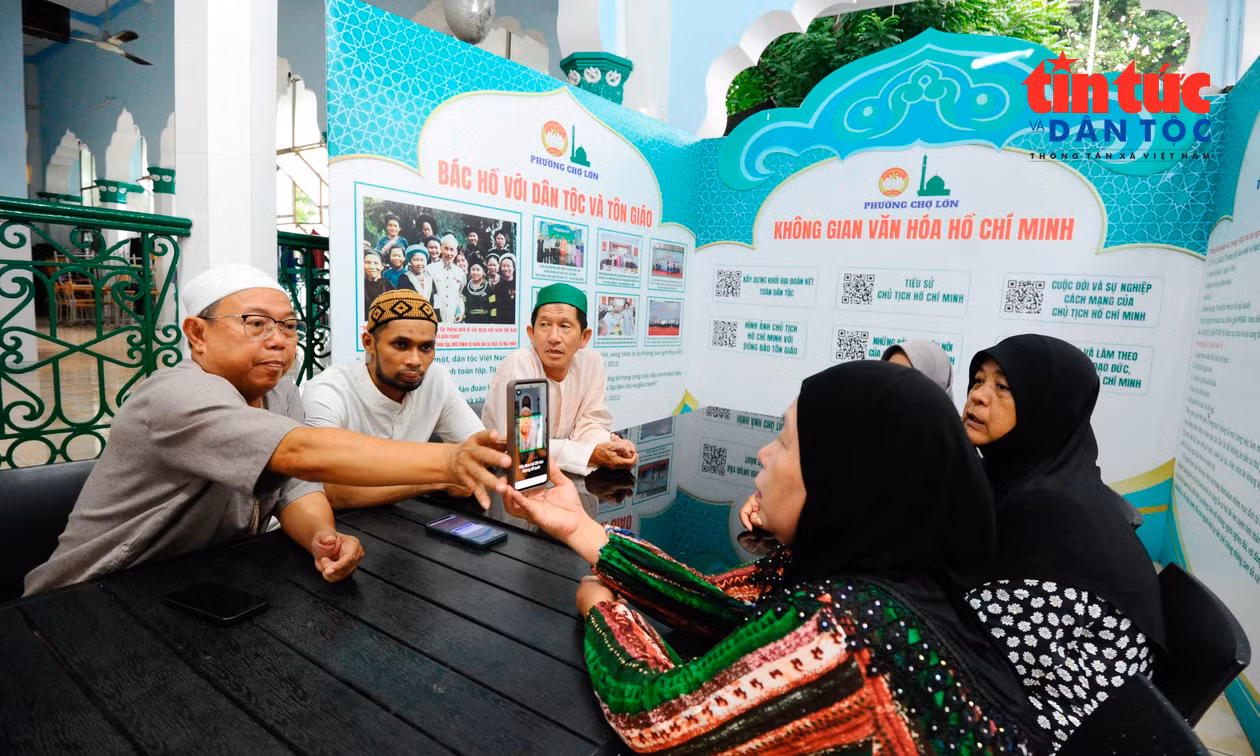 Những 'đại sứ' công nghệ trong cộng đồng dân tộc ở TP Hồ Chí Minh
