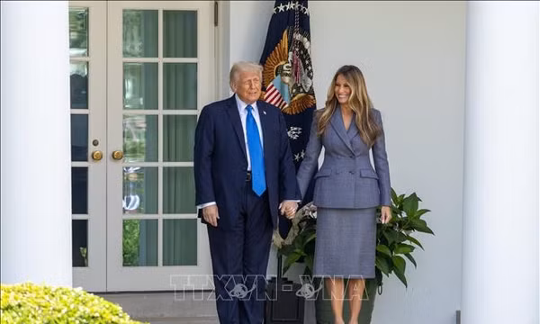 Đệ nhất phu nhân Melania tác động đến lập trường của Tổng thống Trump về Ukraine?