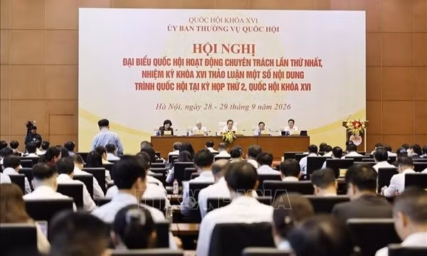 Minh bạch giá điện, kiểm soát chi phí, bảo đảm quyền lợi người sử dụng