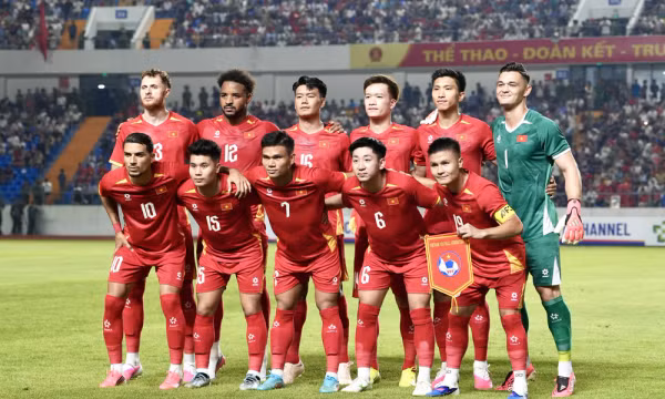 FIFA ASEAN Cup 2026: Cổ động viên Việt Nam vượt hàng trăm km đến Bandung 'tiếp lửa'