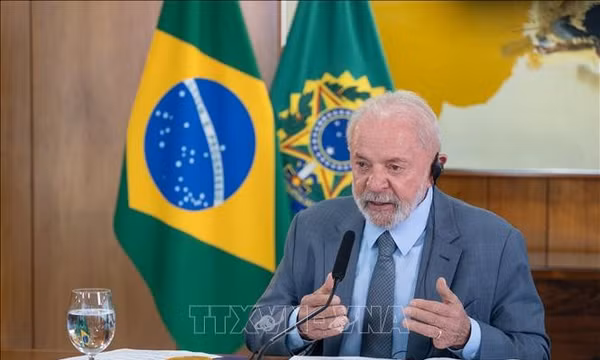 Tổng thống Brazil Lula da Silva tuyên bố tái tranh cử năm 2026