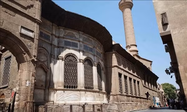 Al-Muizz – Bảo tàng sống về kiến trúc Hồi giáo giữa lòng Cairo