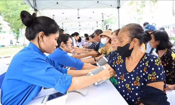 TP Hồ Chí Minh vượt mốc 5 triệu người được khám sức khỏe