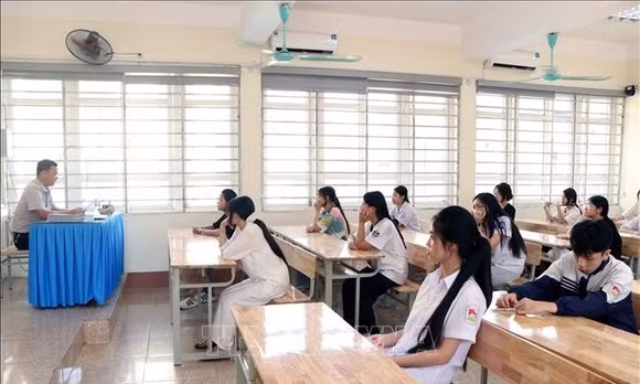 Học sinh tham dự kỳ thi tại Thái Nguyên.