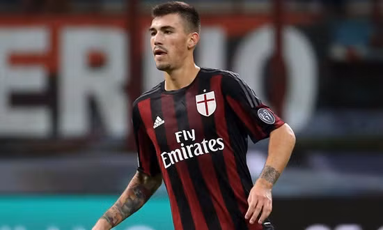 Top 5 hậu vệ "thép" của Serie A ảnh 3