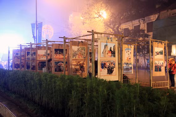 Lễ hội hoa HN 2012: Tan hội nhưng không nát hoa ảnh 12