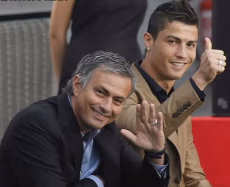 Ronaldo và Mourinho chính thức không dự Gala bóng đá ảnh 1