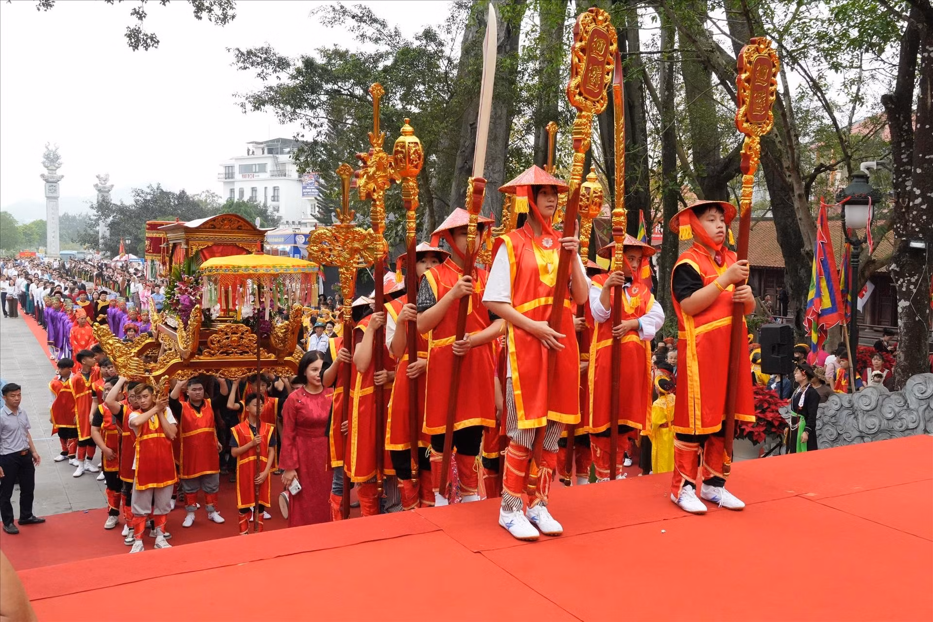 Nghi thức rước kiệu long trọng trong ngày lễ hội Tây Thiên Xuân Bính Ngọ năm 2026. Ảnh: Nguyễn Thảo/TTXVN