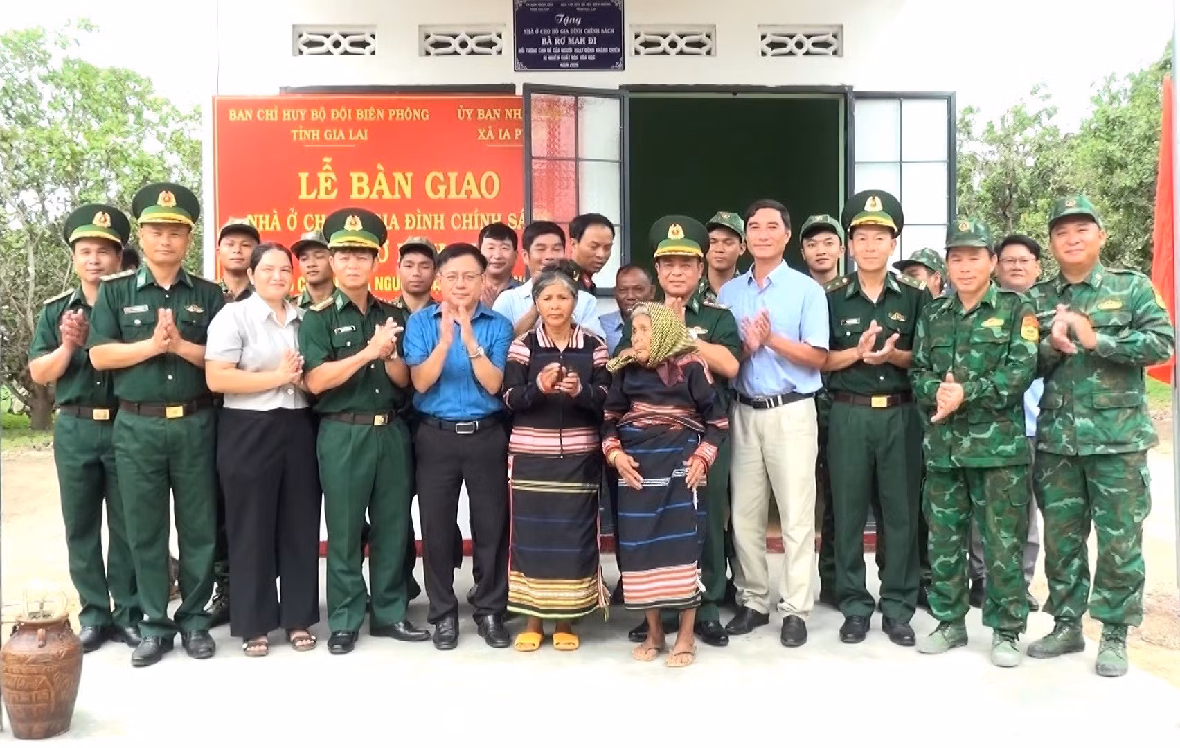 xoa-nha-tam-gia-lai-2.jpg