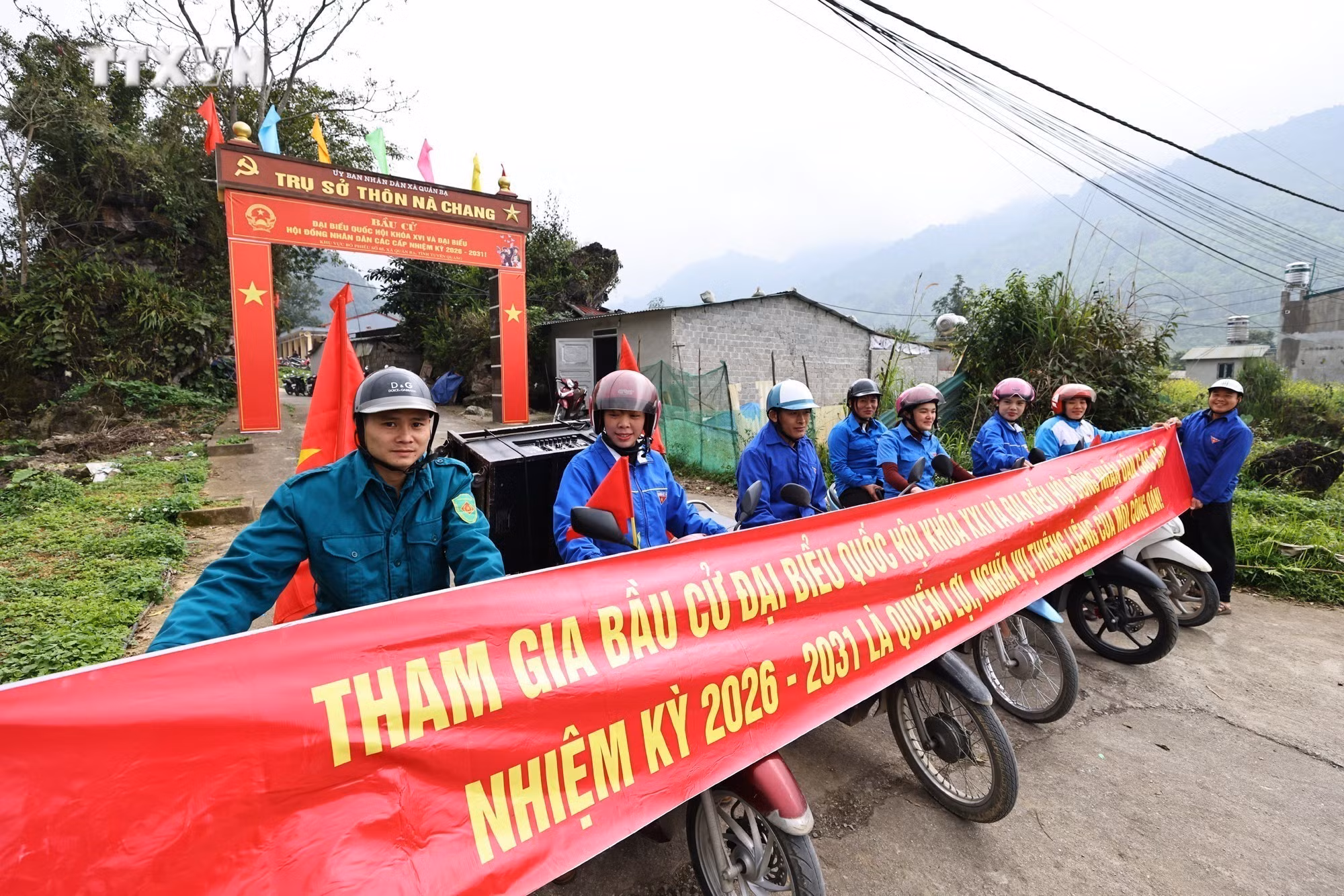 vna-potal-bau-cu-quoc-hoi-va-hdnd-da-dang-hoa-cac-hinh-thuc-thuc-tuyen-truyen-bau-cu-tai-tuyen-quang-truoc-ngay-hoi-lon-8624243.jpg