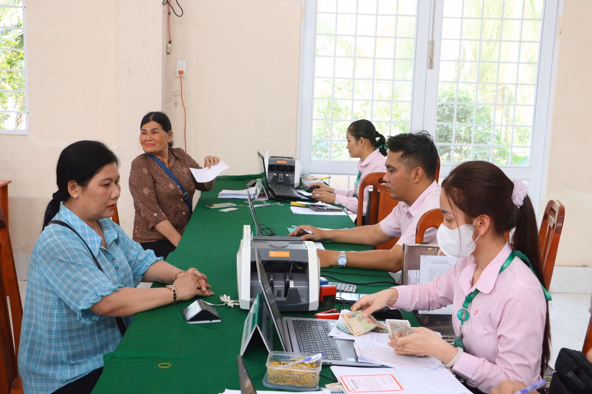 von-tin-dung-chinh-sach-2.jpg