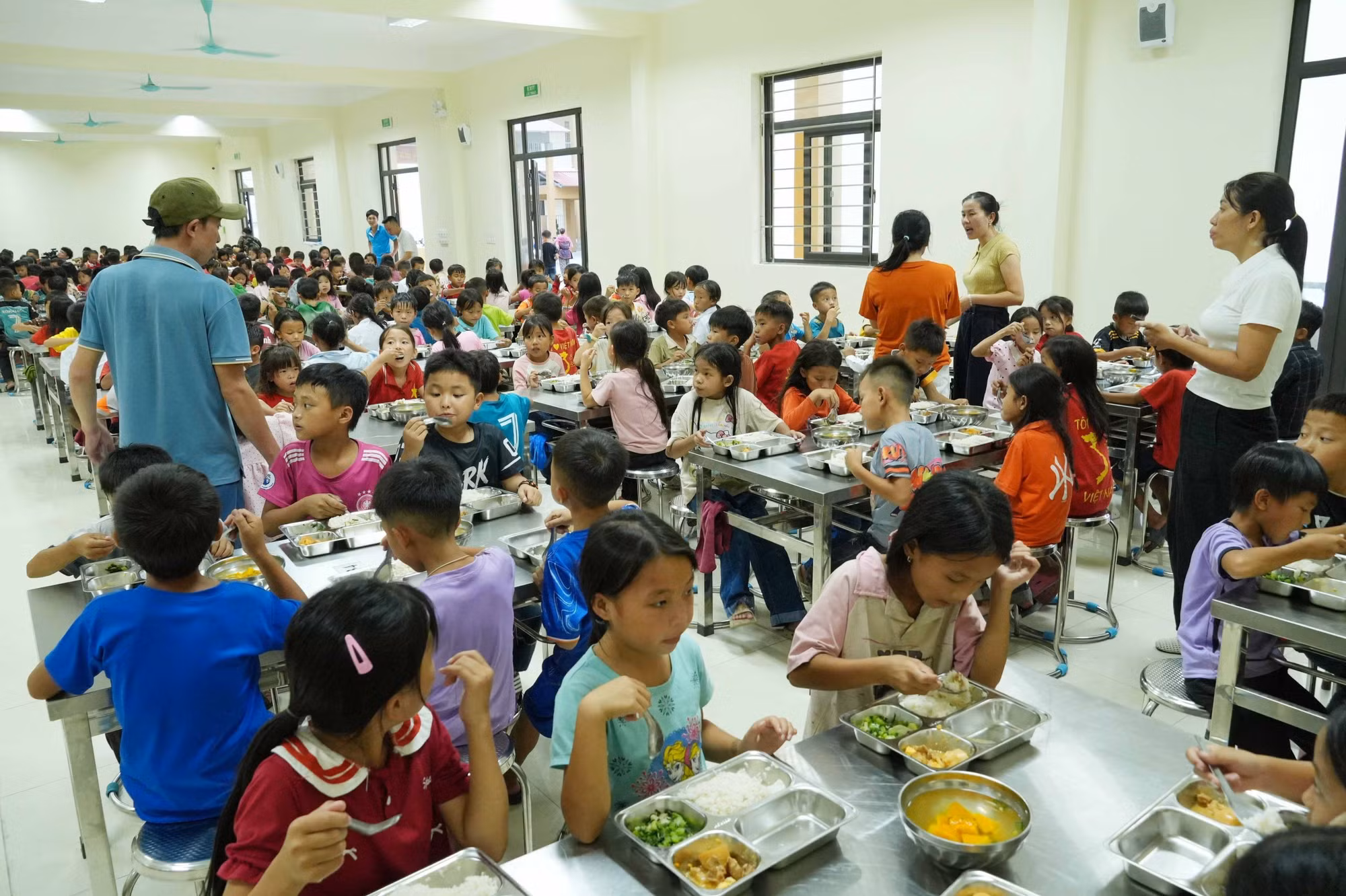 truong-noi-tru-lien-cap-o-lai-chau-7.jpg