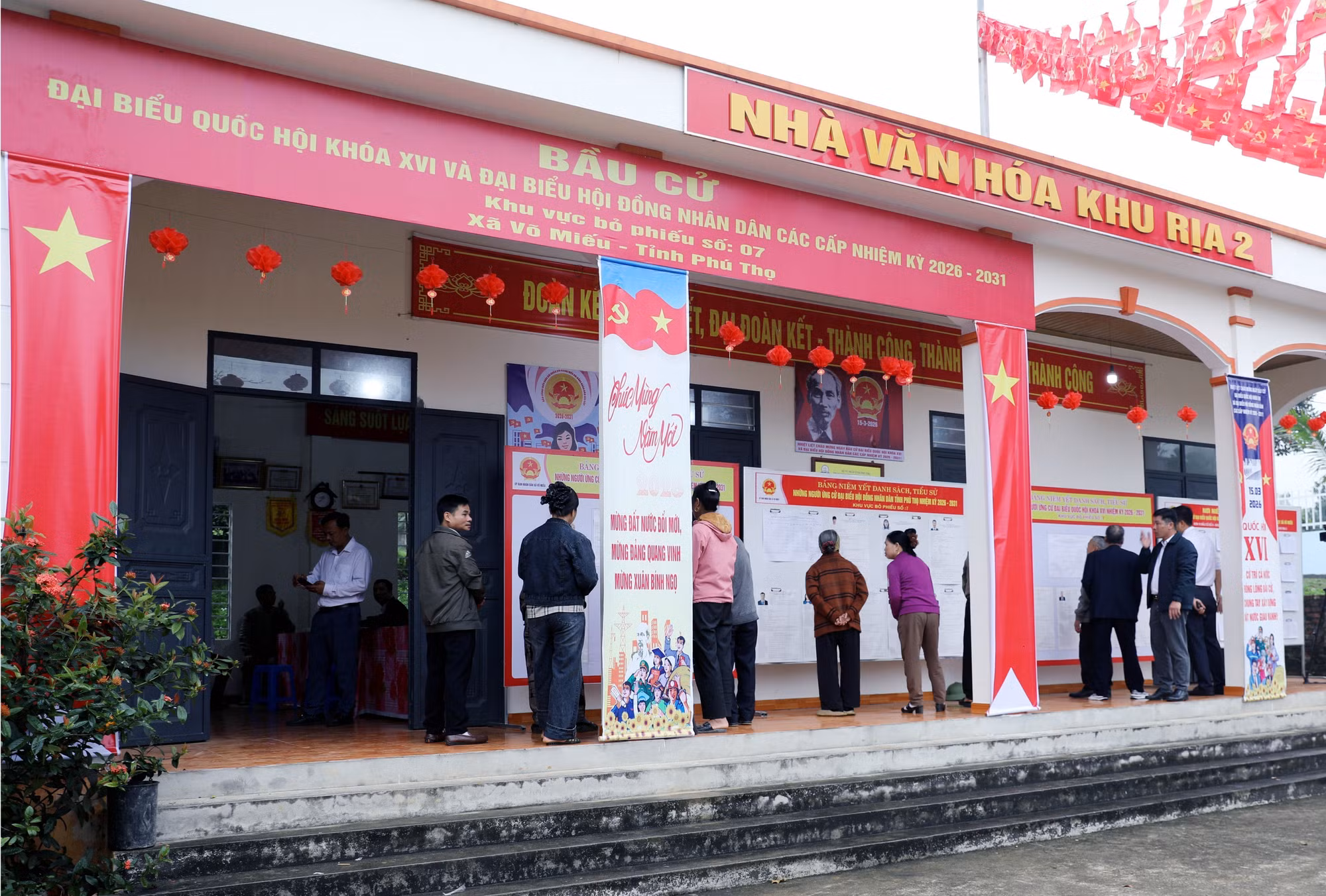 bau-cu-phu-tho.jpg
