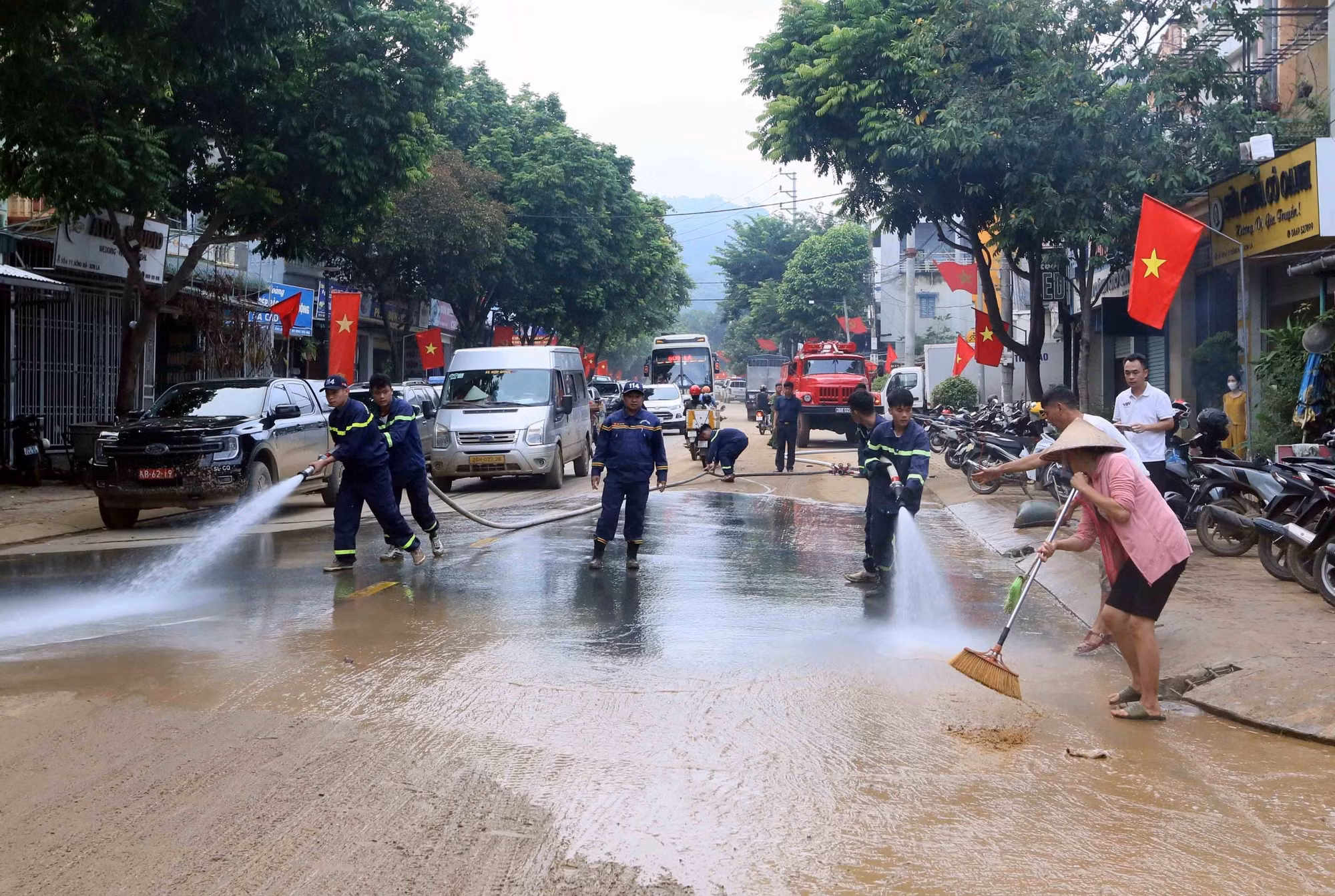 thien-tai-song-ma-son-la-12.jpg
