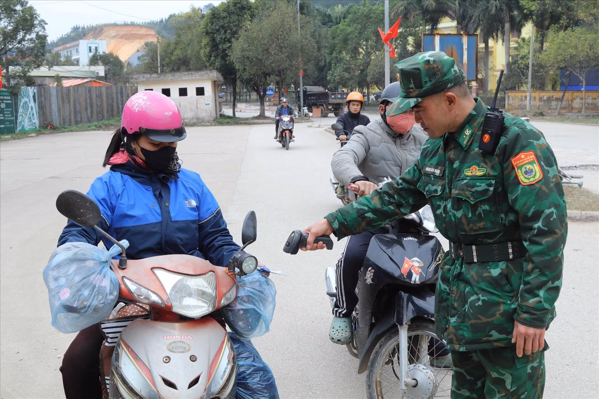 bien-gioi-lang-son-3.jpg