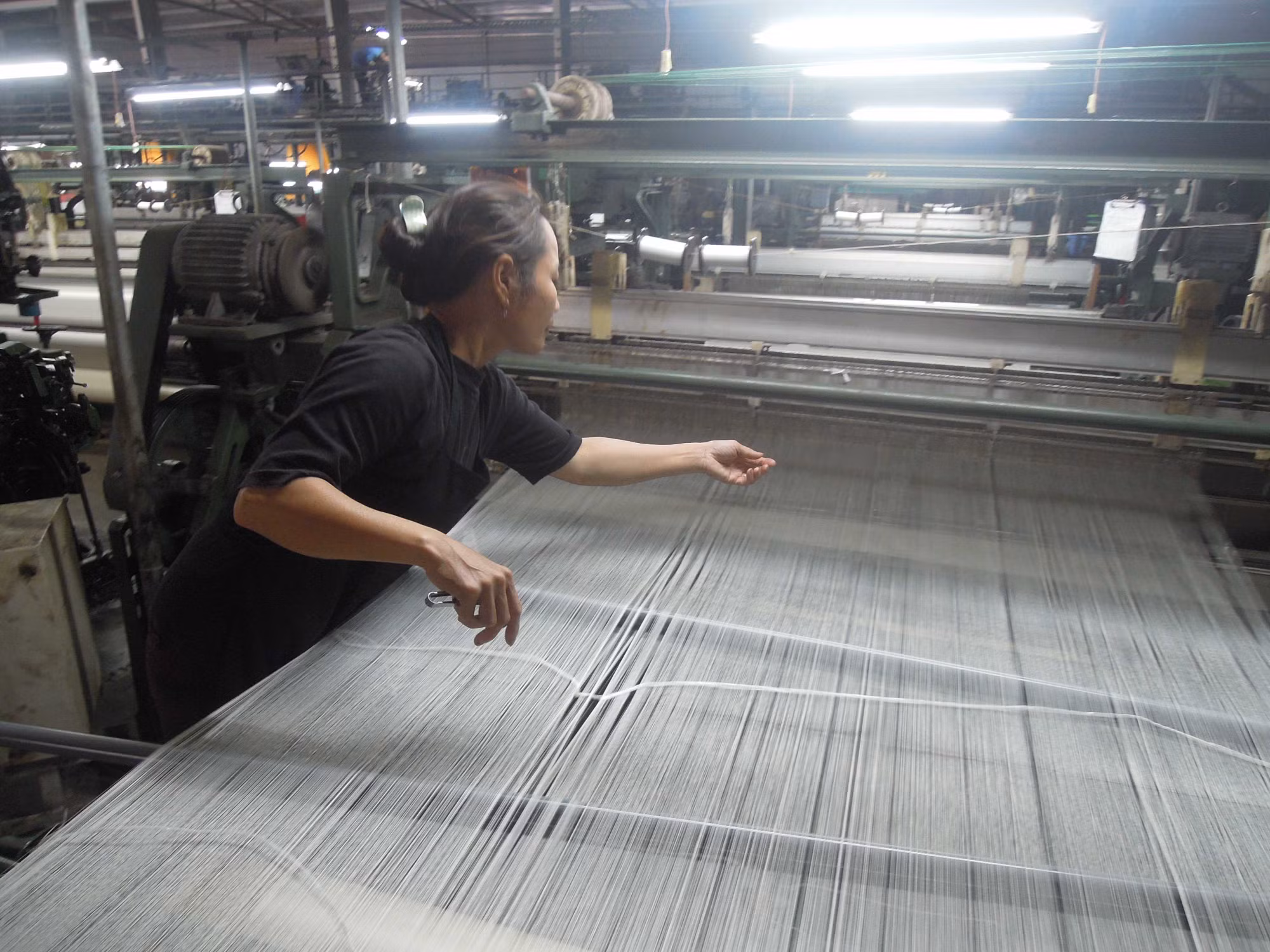 Các sản phẩm lụa, tơ tằm B’Lao của Công ty TNHH Xe tơ – Dệt lụa Hà Bảo (Phường B’Lao, tỉnh Lâm Đồng) được xuất khẩu đi nhiều nước.