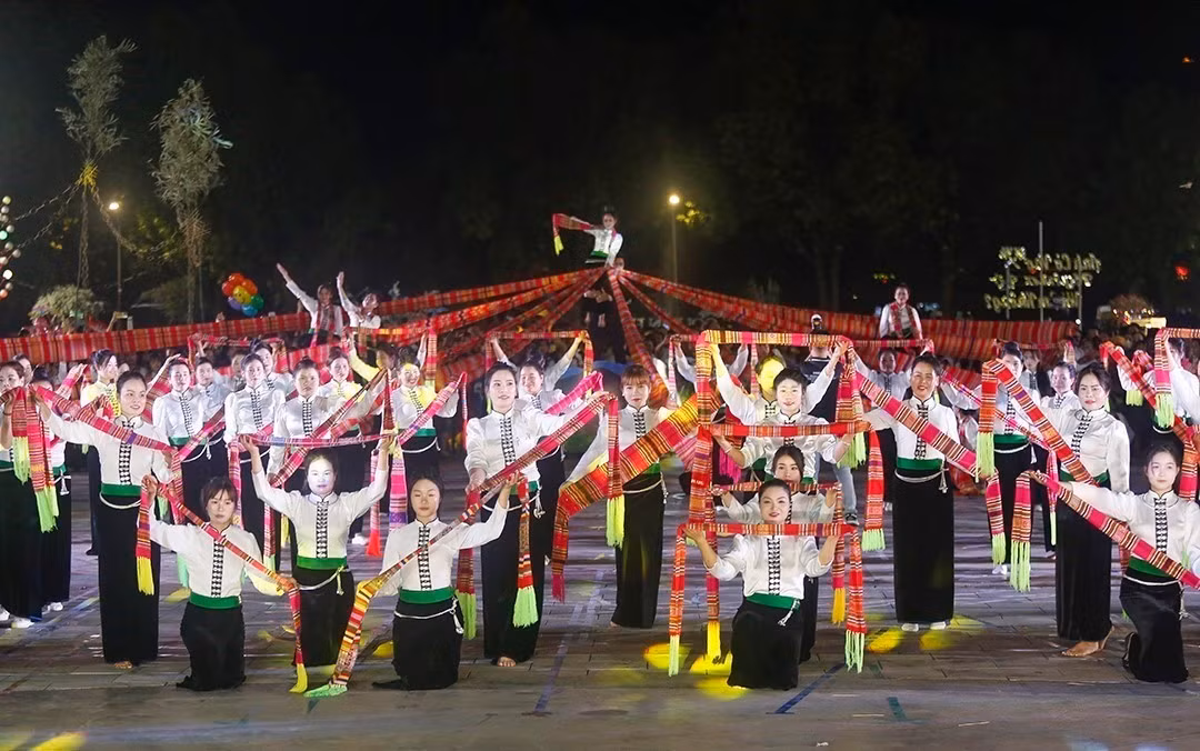 hoi-thi-vong-xoe-lao-cai-4.jpg